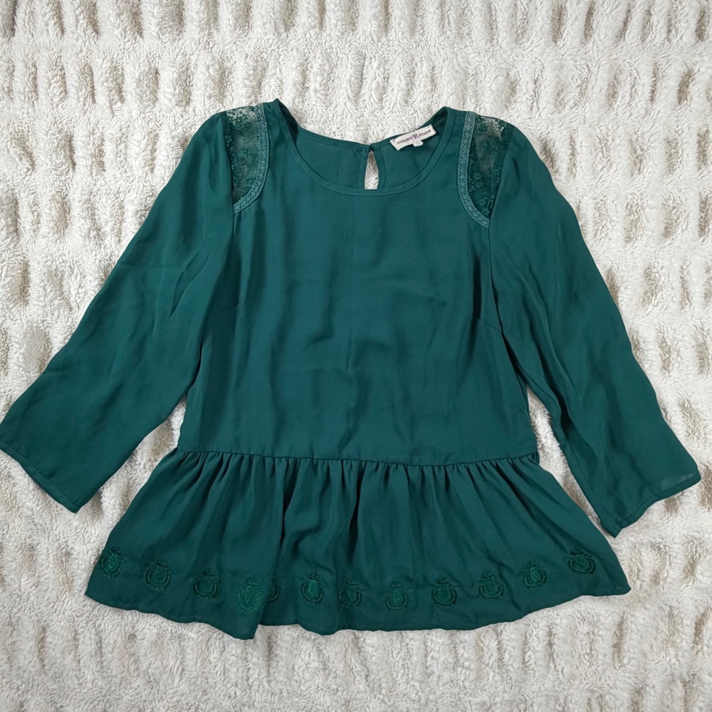 Altar'd State Green Peplum Top Lace Shoulder Embroidered Hem 75027T-B Medium